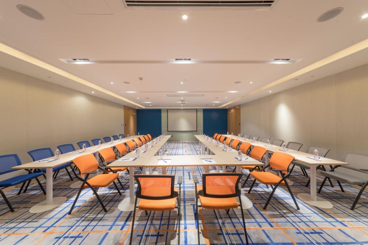 Holiday Inn Express Shanghai Jiading Center By Ihg Exterior foto